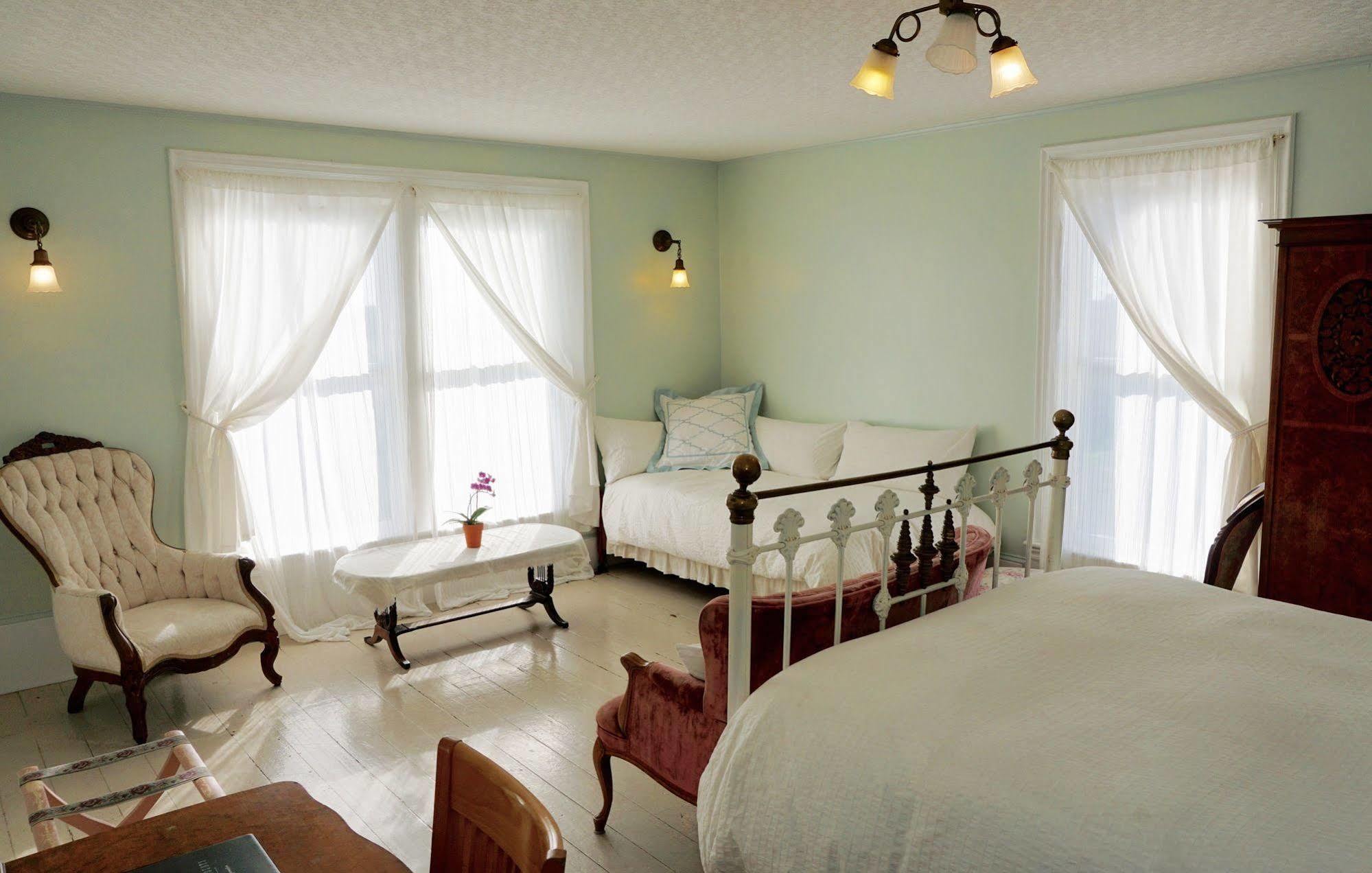 פורט בראג Weller House Inn מראה חיצוני תמונה
