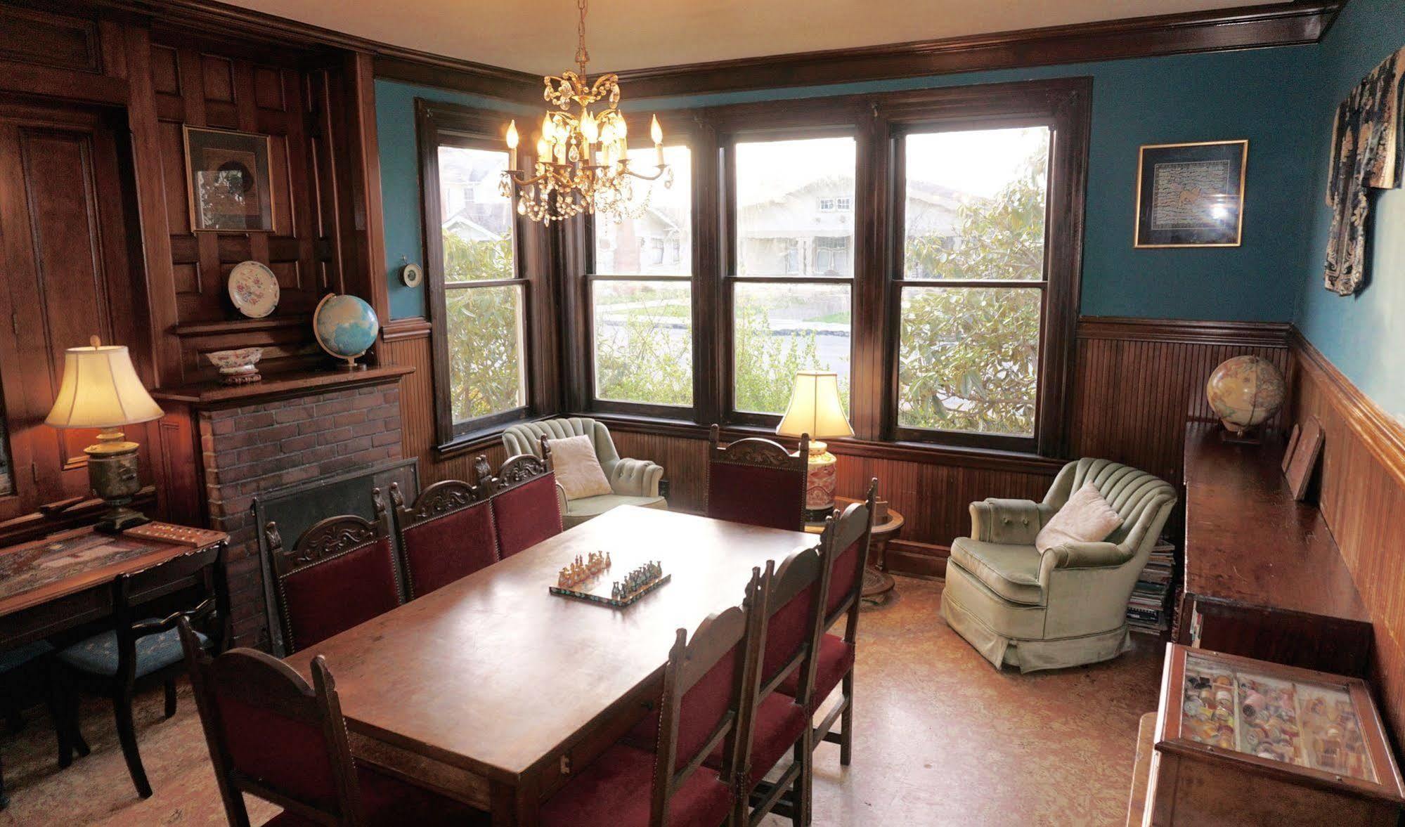 פורט בראג Weller House Inn מראה חיצוני תמונה